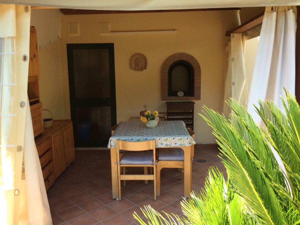 Ferienwohnung Vista Panoramica Sulle Terme Di Saturnia Poggio Murella Exterior foto
